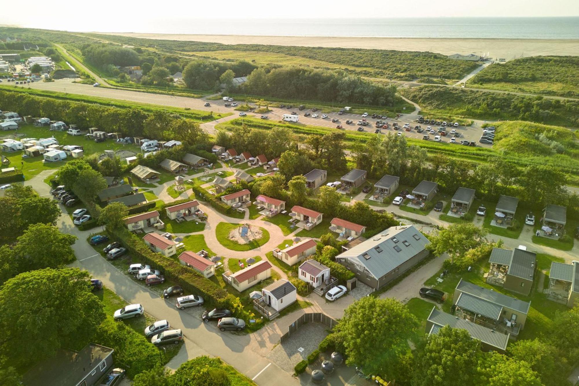 Rcn Vakantiepark Toppershoedje Ouddorp Exterior photo